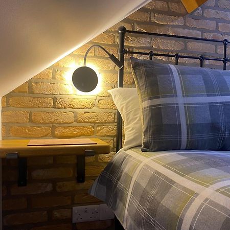 Badger Cottage Scarborough Bagian luar foto